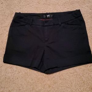 Women's black shorts - Size 4